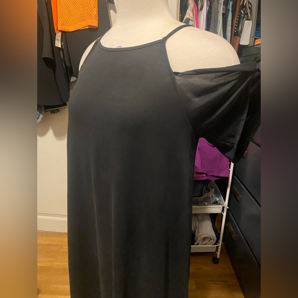Elegant Women’s Size S AQUA Spaghetti Strap Dress W/ Off The Shoulder Sleeves